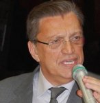 mesut yılmaz.jpg