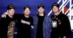 800px-Creed_%28band%29.hlarge.jpg