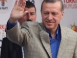 akp_mitinginde_pankart_gerginligi.jpg